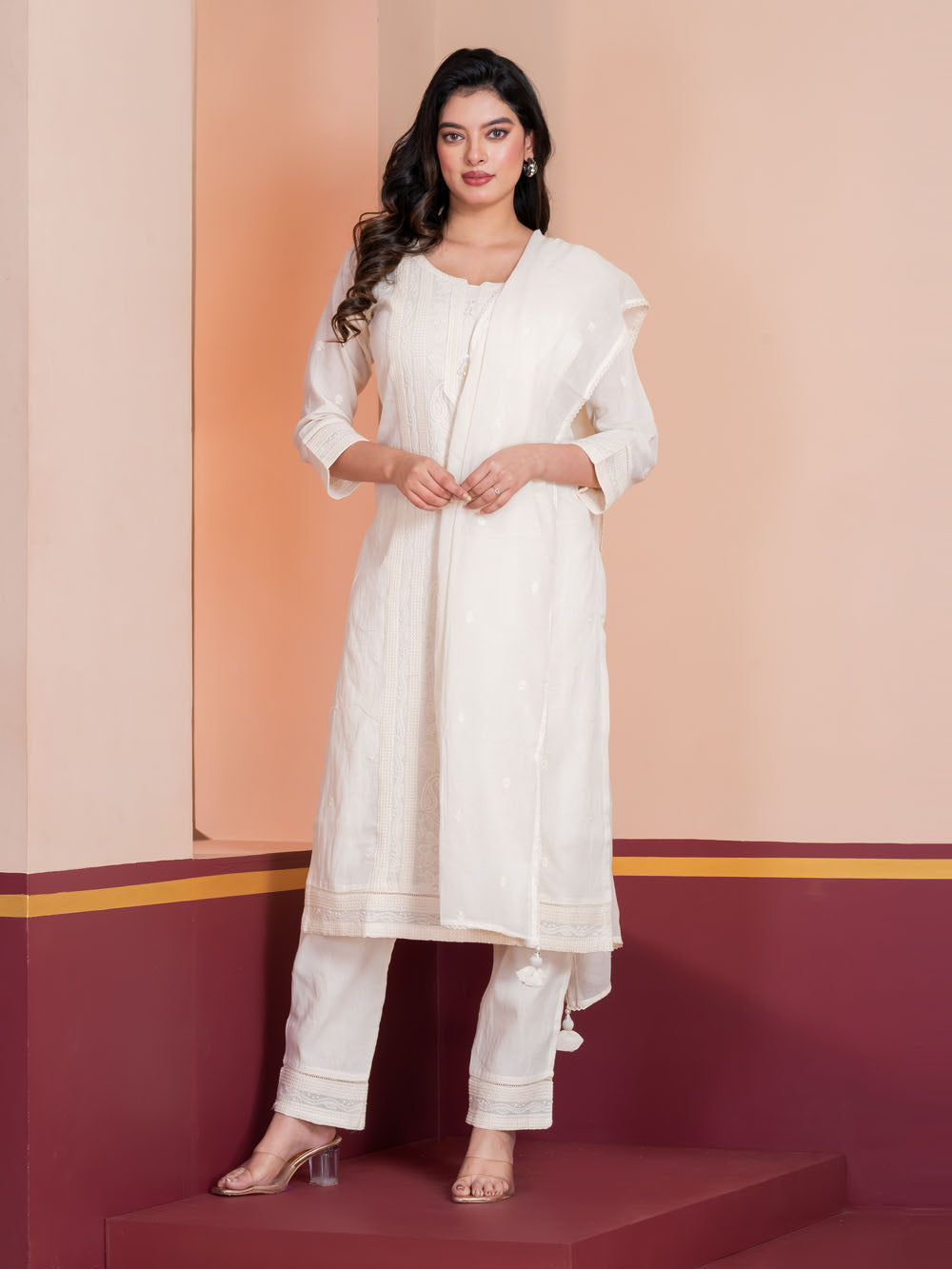 MALKORA OFFWHITE MULMUL COTTON SUIT-TONAL THREAD DETAILING
