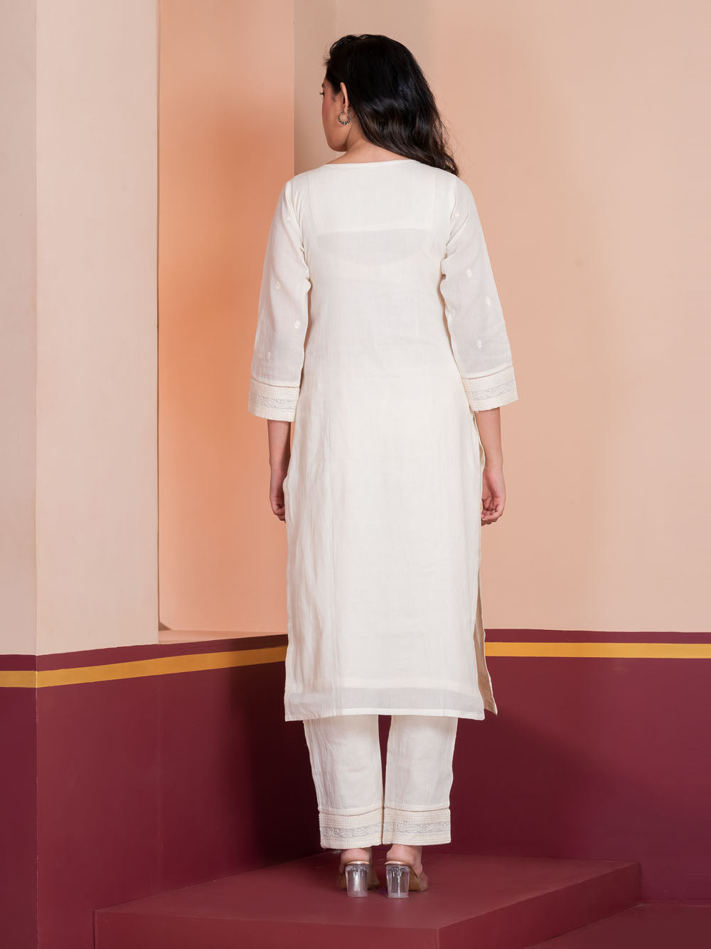 MALKORA OFFWHITE MULMUL COTTON SUIT-TONAL THREAD DETAILING