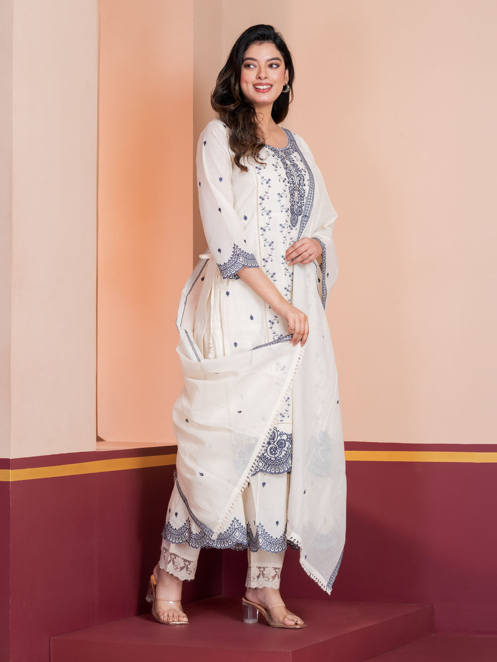 MALKORA NOOR-E-SHAAN