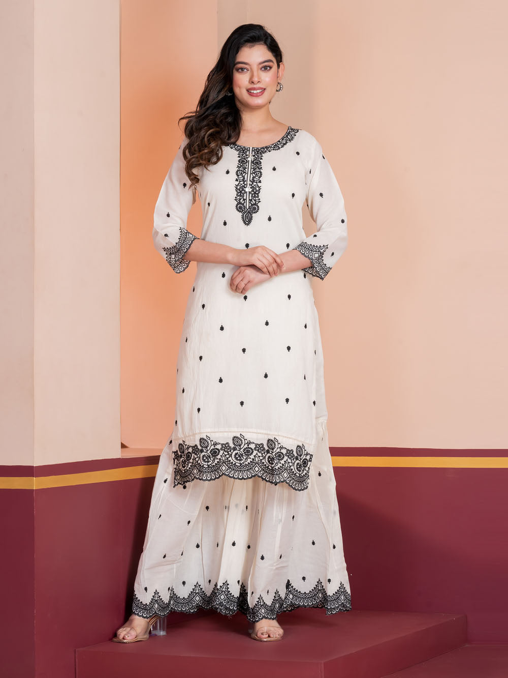 MALKORA IVORY NOIR ROYALE SARARA SET