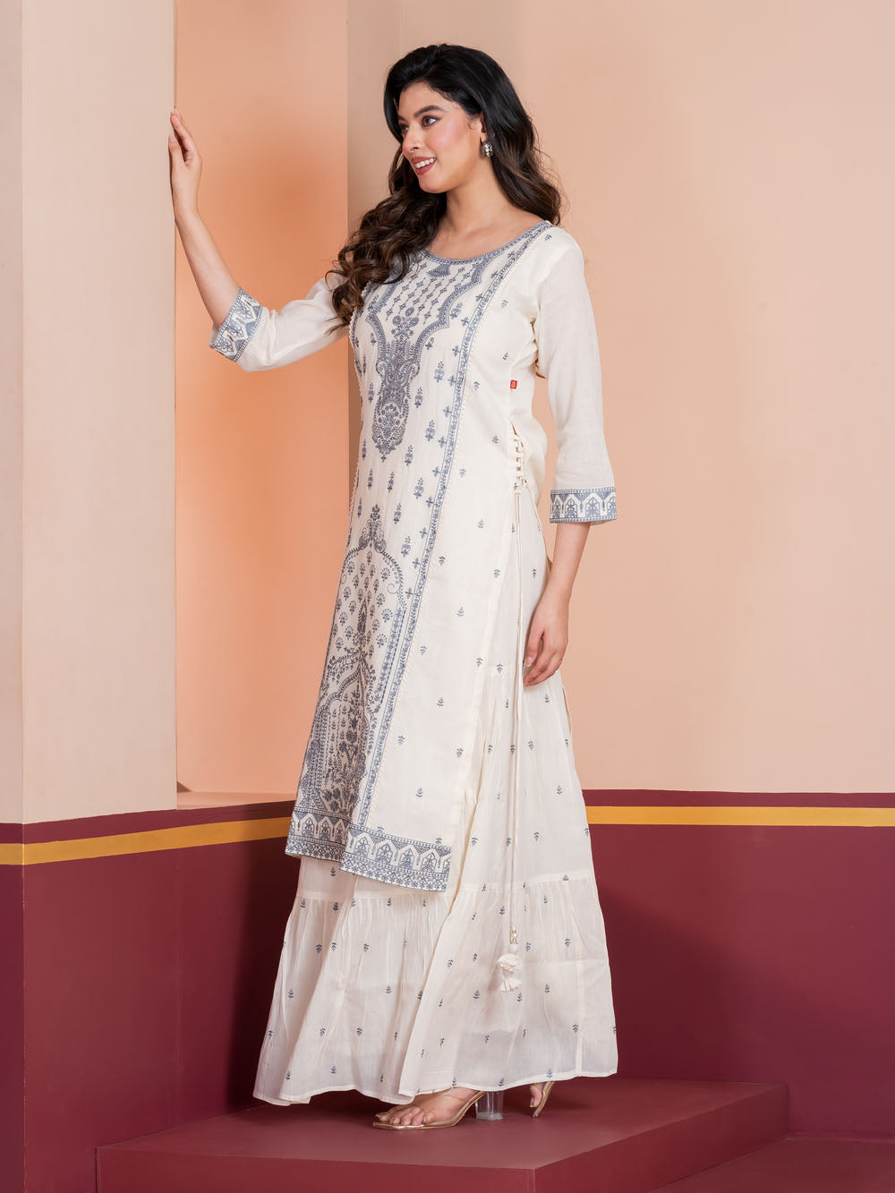 MALKORA SIGNATURE IVORY SKIRT SET WITH HERITAGE EMBROIDERY