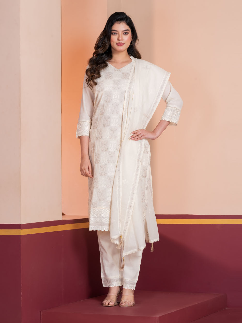 MALKORA IVORY ZARI ÉLAN EMBROIDERED ENSEMB